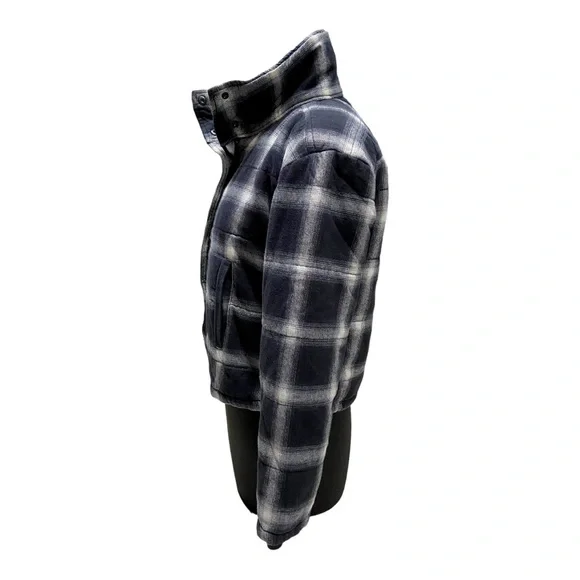 Evereve Lucy Cropped Full Zip Black, White, and Gray Plaid Jacket - Picture 6 of 11